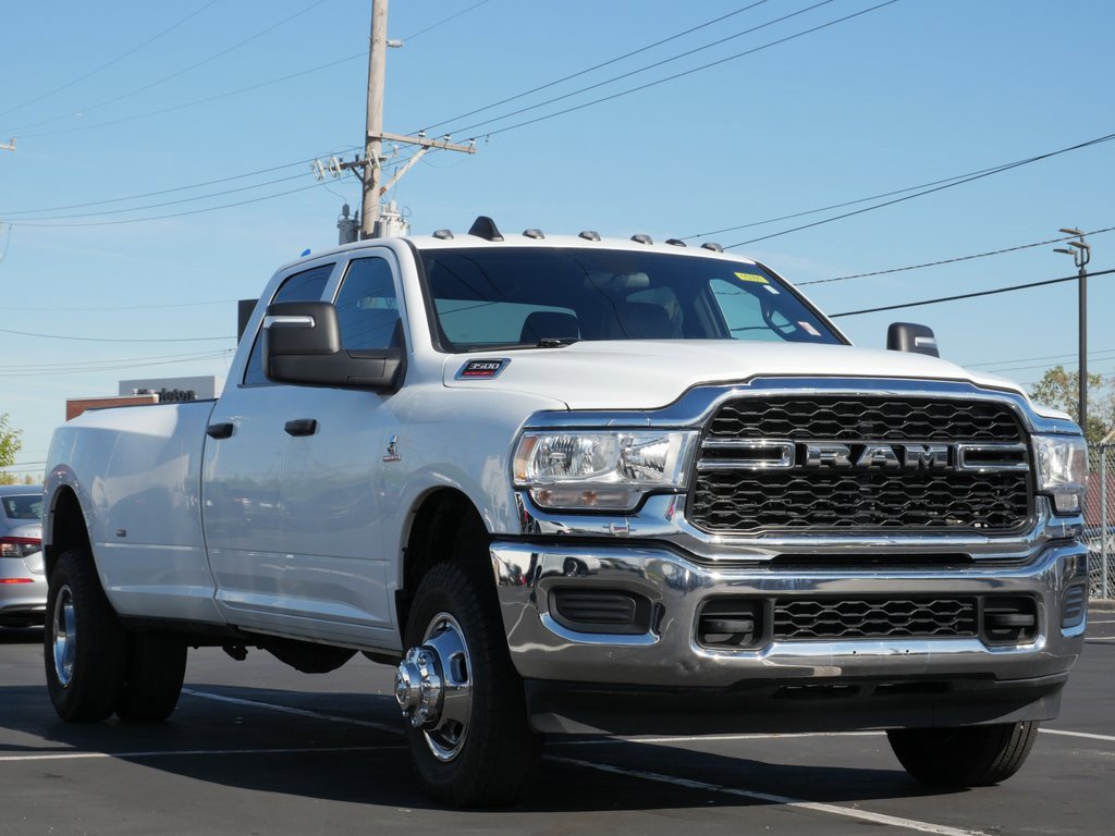 Used 2024 RAM 3500 Tradesman w/ Chrome Appearance Group image 1