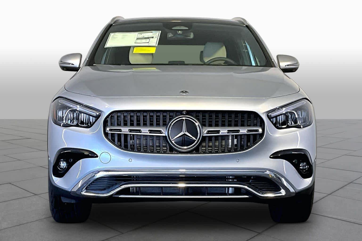 New 2026 Mercedes-Benz GLA 250 4MATIC image 2