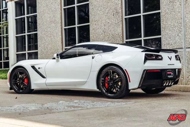 Used 2017 Chevrolet Corvette Stingray Coupe w/ Carbon Flash Badge Package RWD image 3