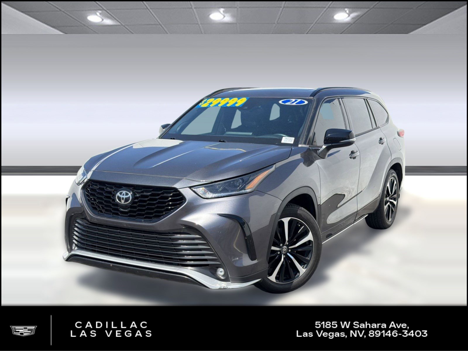 Used 2021 Toyota Highlander XSE FWD video 1