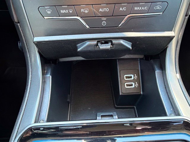 Certified 2020 Ford Edge SE FWD image 17