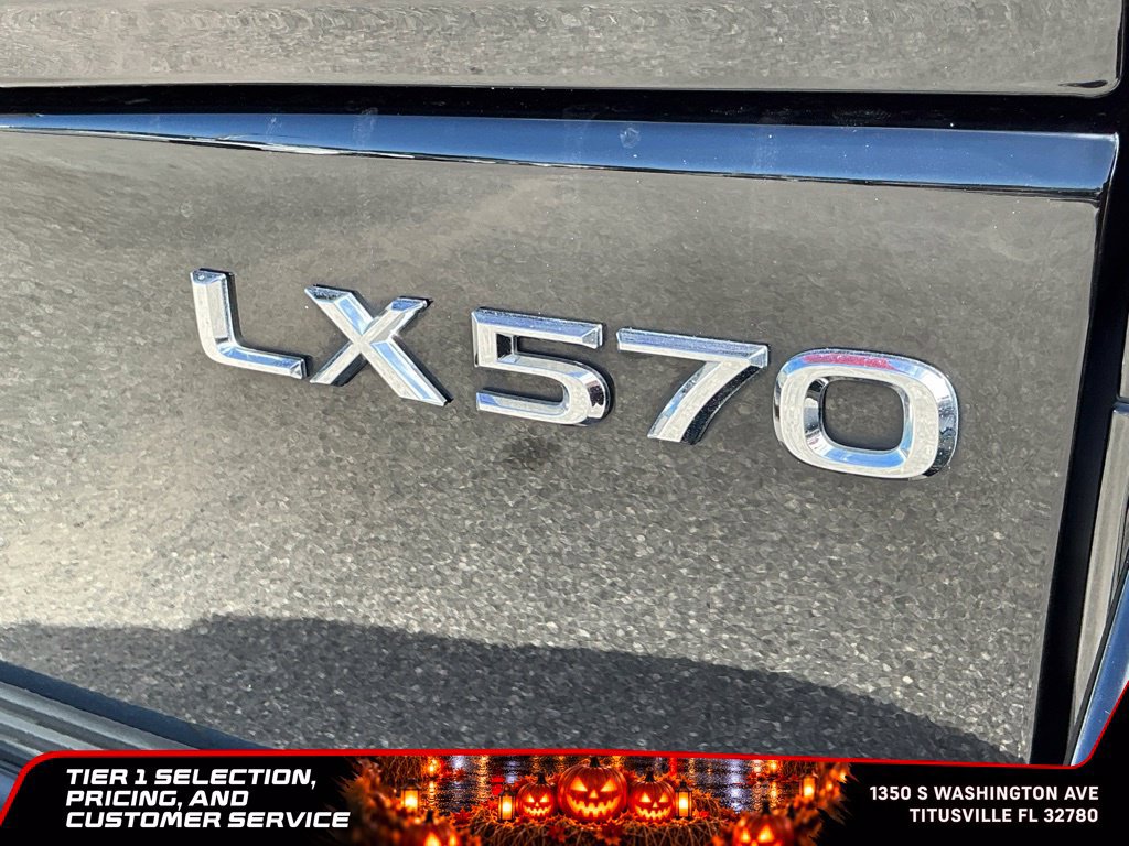 Used 2017 Lexus LX 570 4WD w/ Luxury Package image 22
