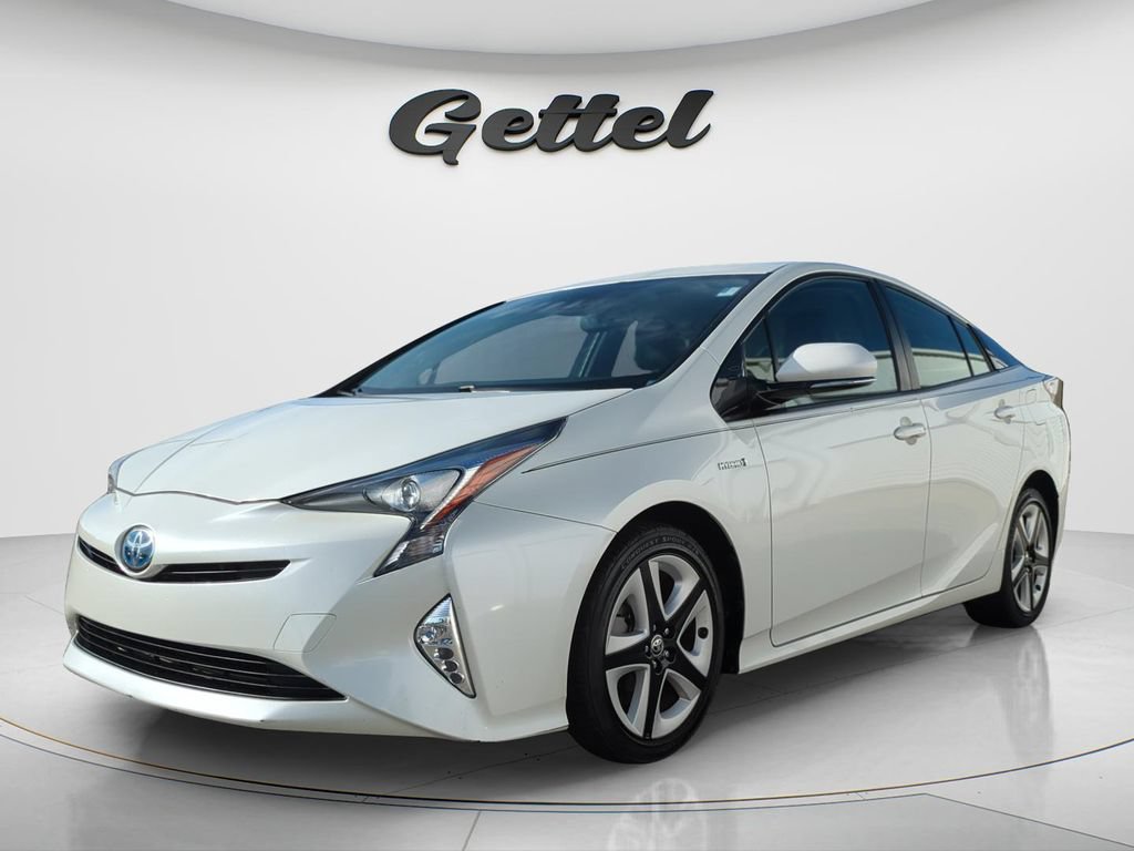 Used 2017 Toyota Prius Four Touring FWD image 1