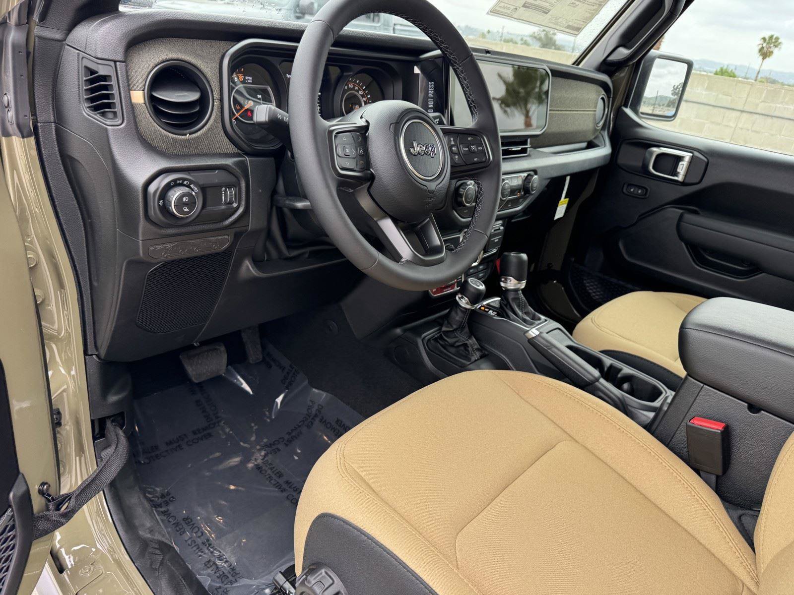 New 2026 Jeep Gladiator Willys AWD/4WD image 14