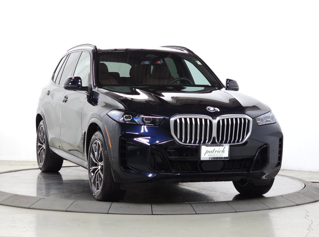 Used 2024 BMW X5 xDrive40i w/ M Sport Package