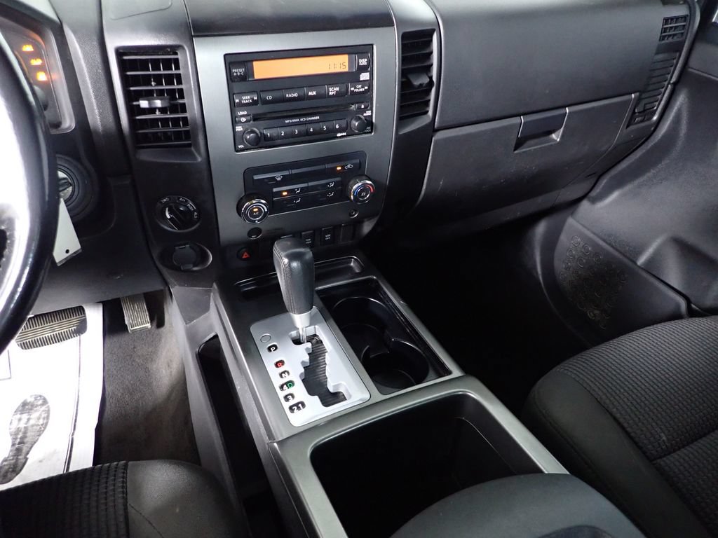 Used 2011 Nissan Titan SV w/ SV Value Truck Pkg AWD/4WD image 25