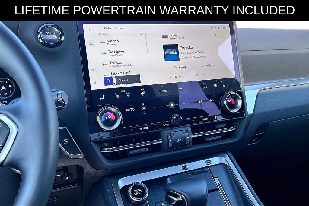 Used 2025 Lexus GX 550 image 8