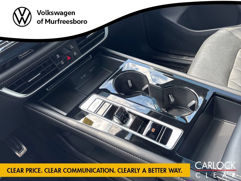 Used 2024 Volkswagen Atlas SEL Premium R-Line AWD/4WD image 17