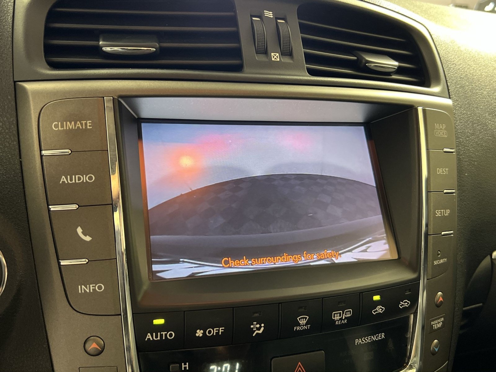 Used 2014 Lexus IS 250C w/ Navigation System Package RWD image 19