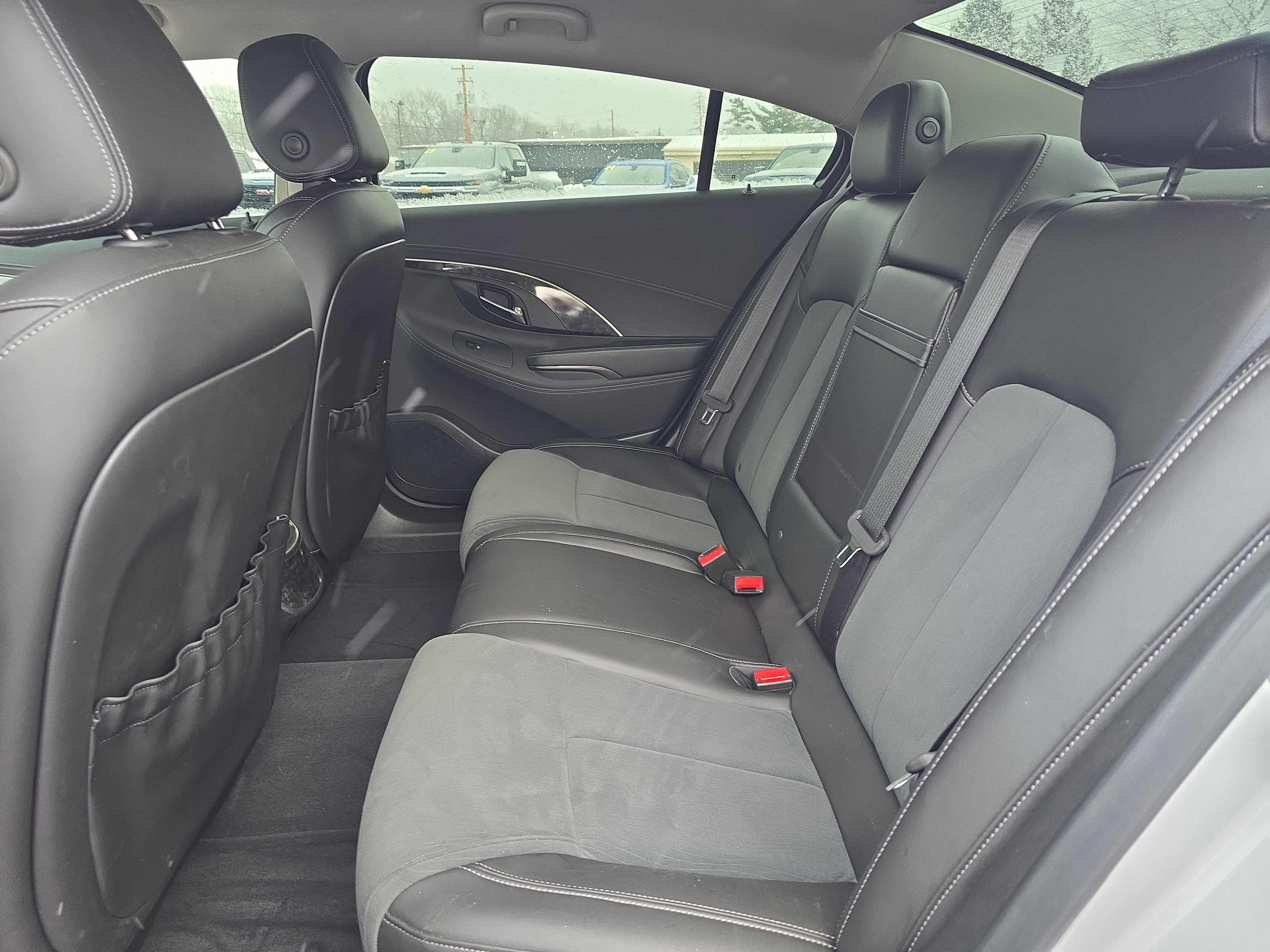 Used 2016 Buick LaCrosse image 13