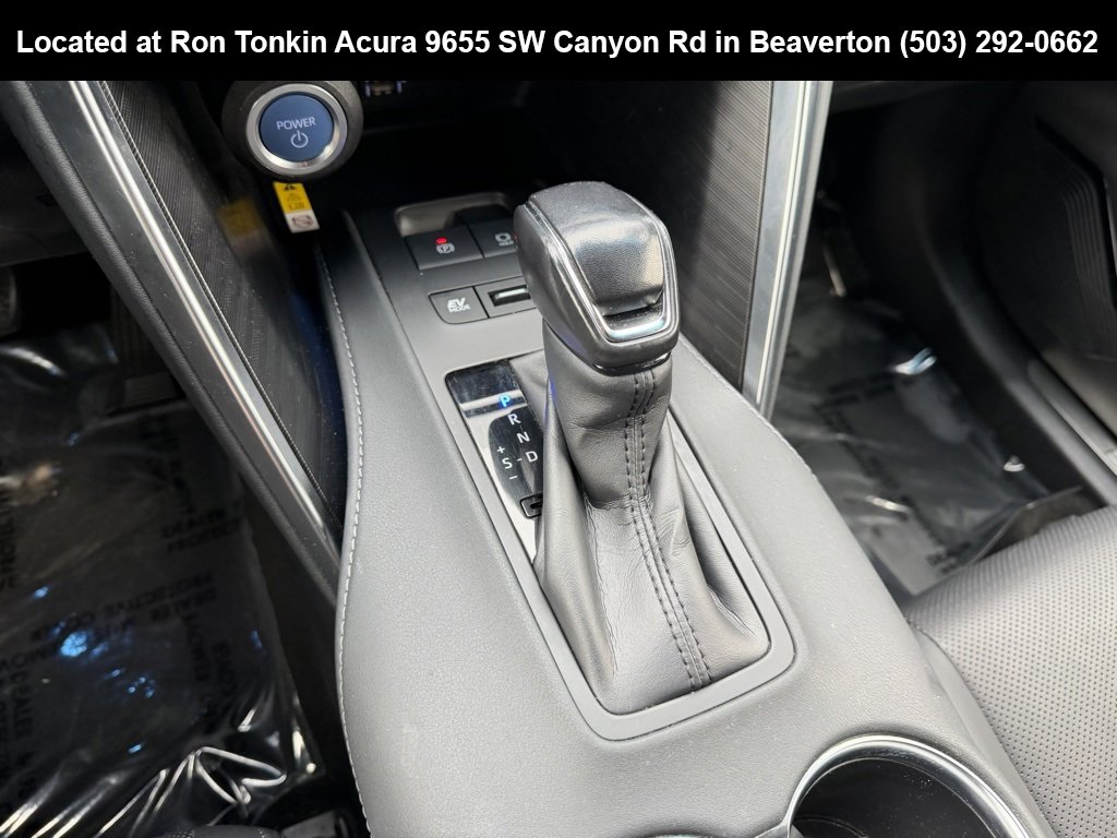 Used 2021 Toyota Venza Limited image 26