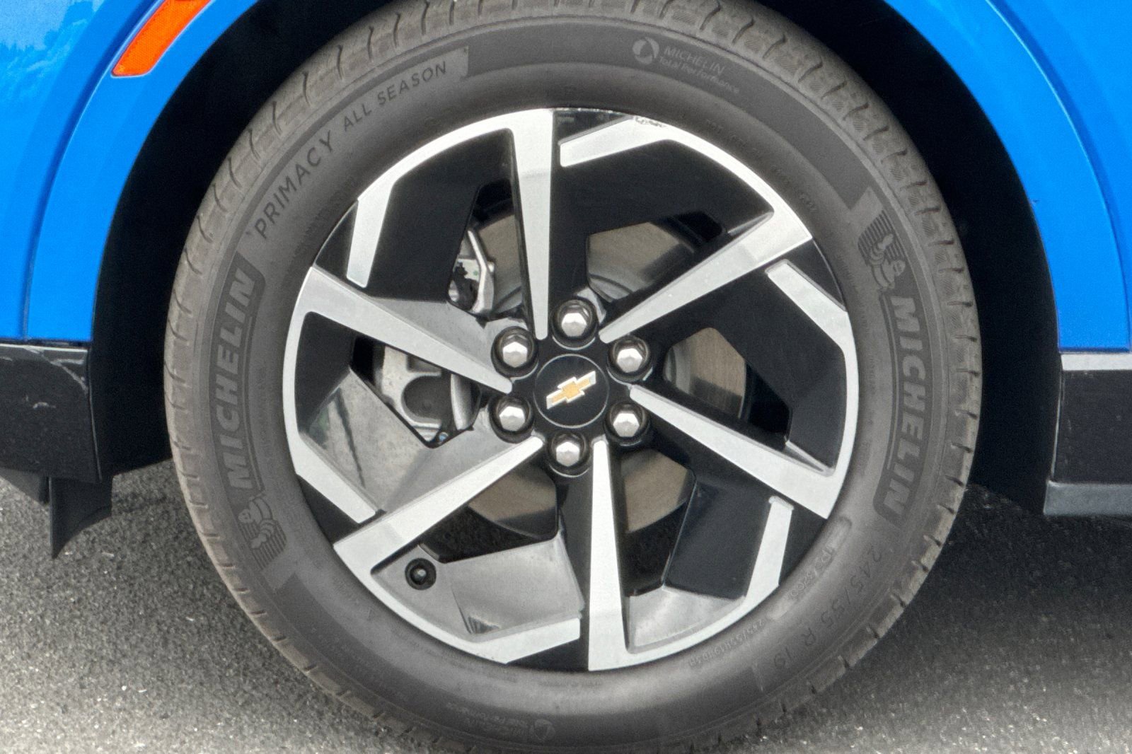 Used 2025 Chevrolet Equinox EV LT w/ Convenience Package FWD image 42