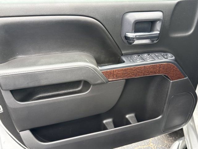 Used 2015 GMC Sierra 2500 SLE w/ SLE Convenience Package image 17