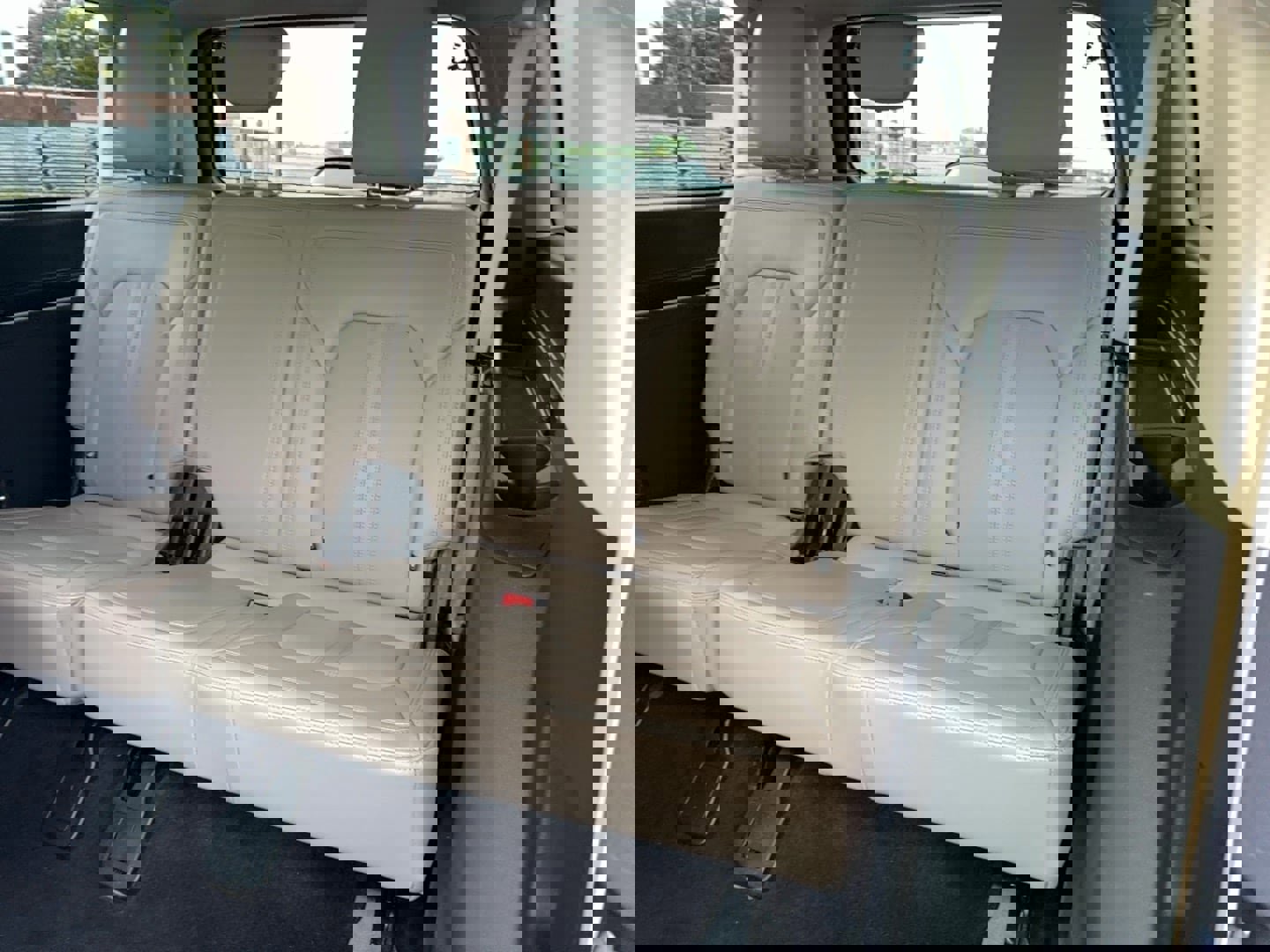 Used 2022 Ford Expedition Max Limited image 15