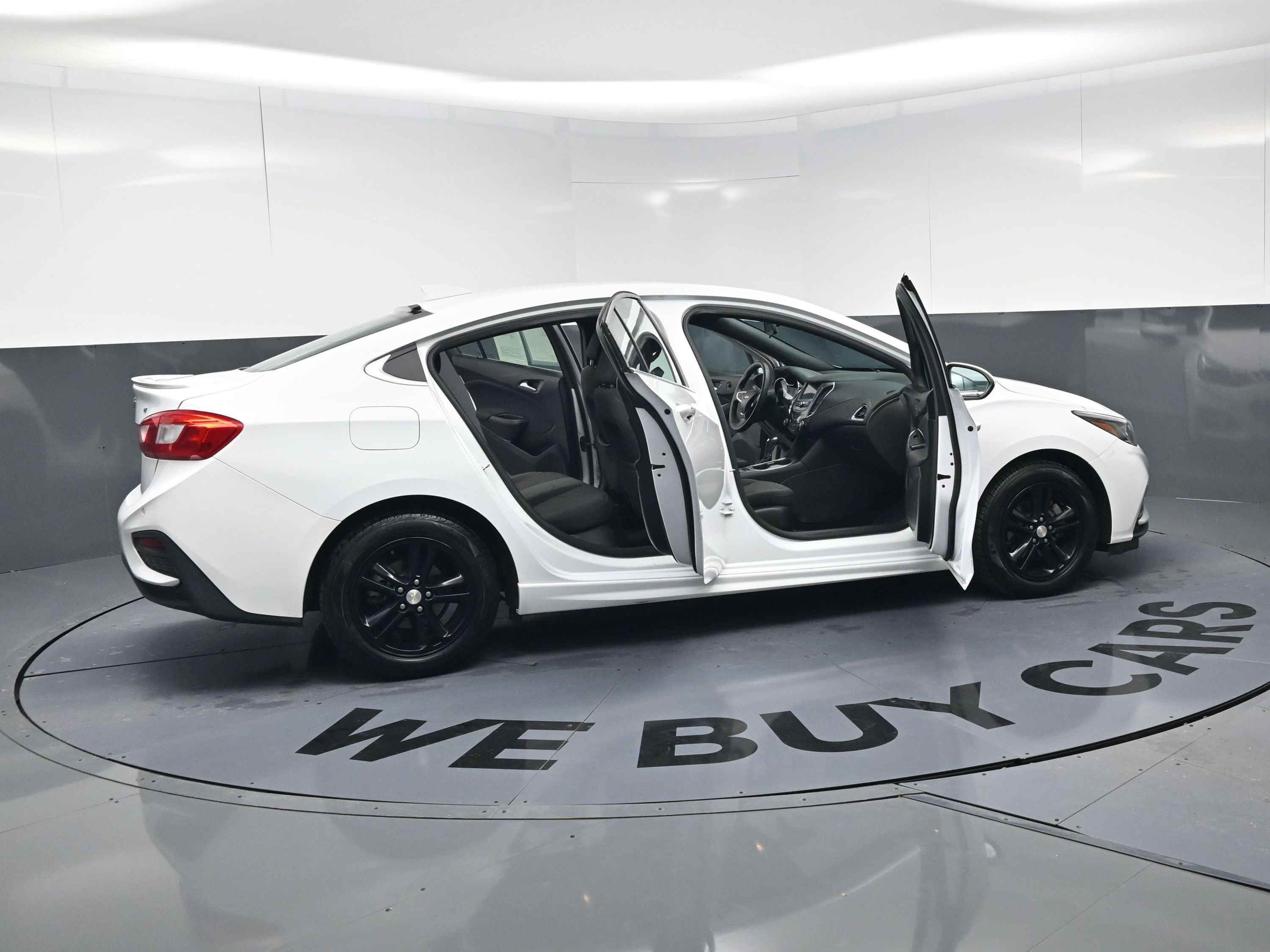 Used 2016 Chevrolet Cruze LT w/ Convenience Package image 27