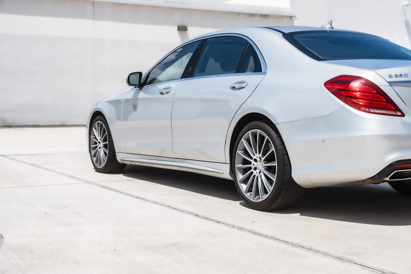 Used 2016 Mercedes-Benz S 550 Sedan image 8