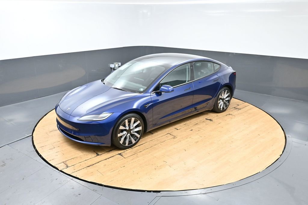 Used 2024 Tesla Model 3 Standard Range RWD image 5
