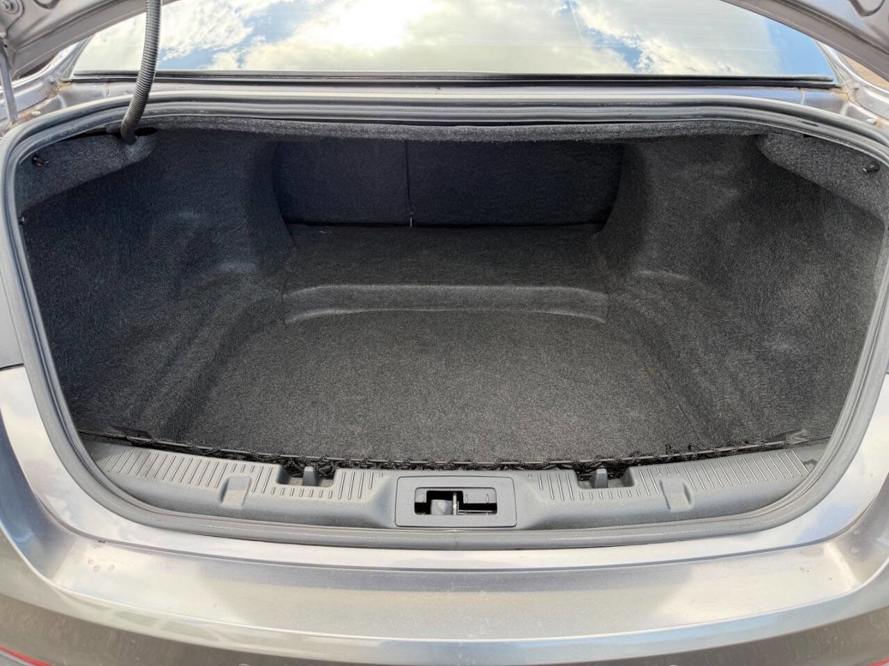 Used 2013 Ford Taurus Limited FWD image 17