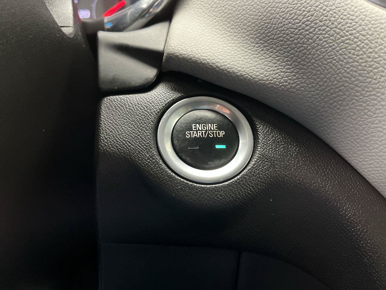 Used 2023 Chevrolet Equinox LT AWD/4WD image 19