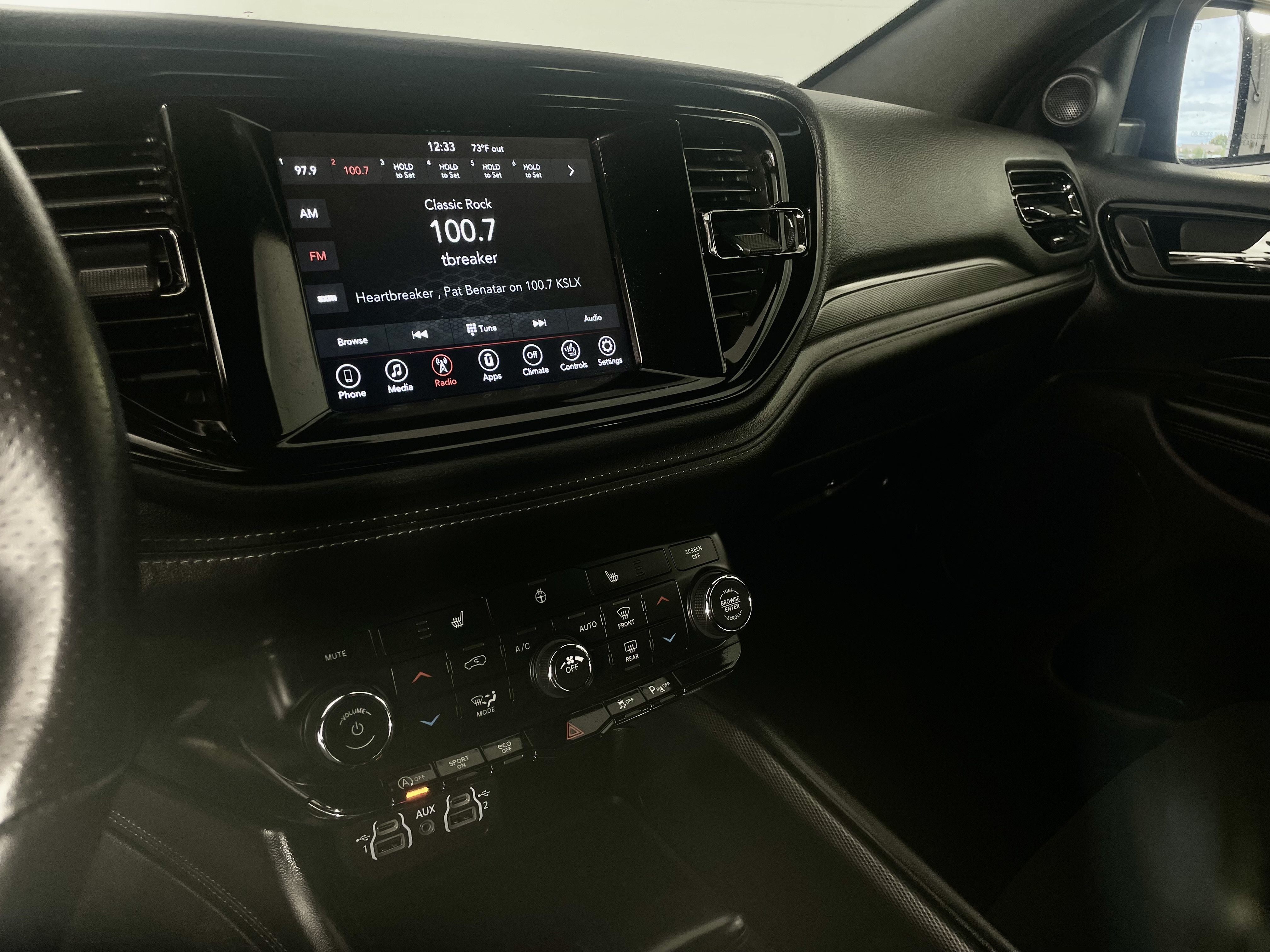 Used 2022 Dodge Durango GT w/ Blacktop Package RWD image 17