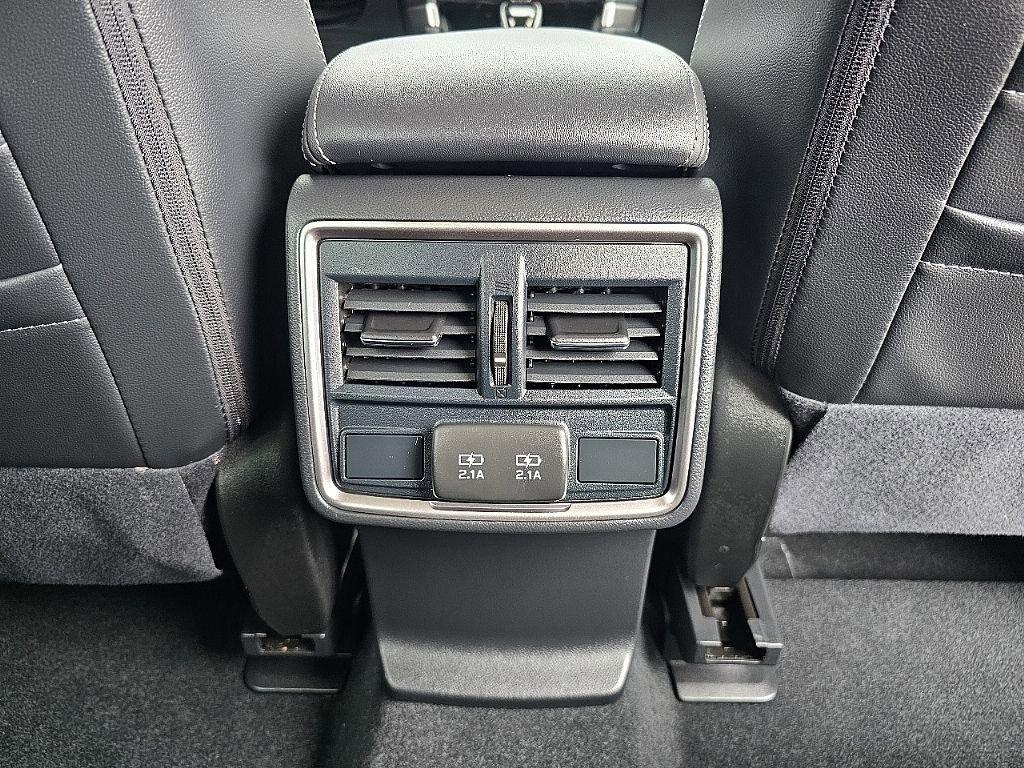 Used 2020 Subaru Forester Limited w/ Popular Package #3 image 21