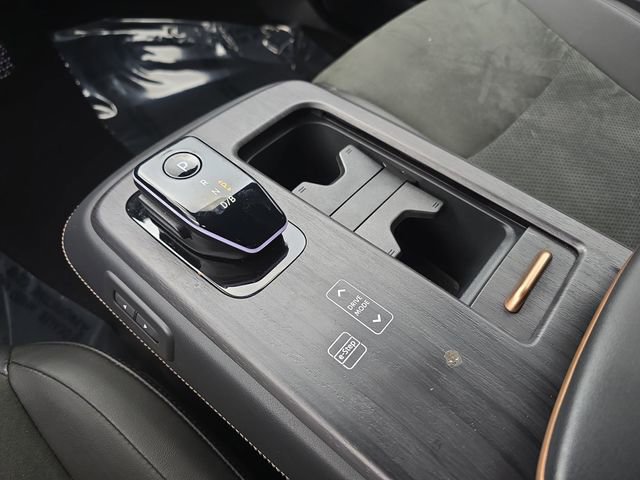 Used 2023 Nissan Ariya AWD image 40