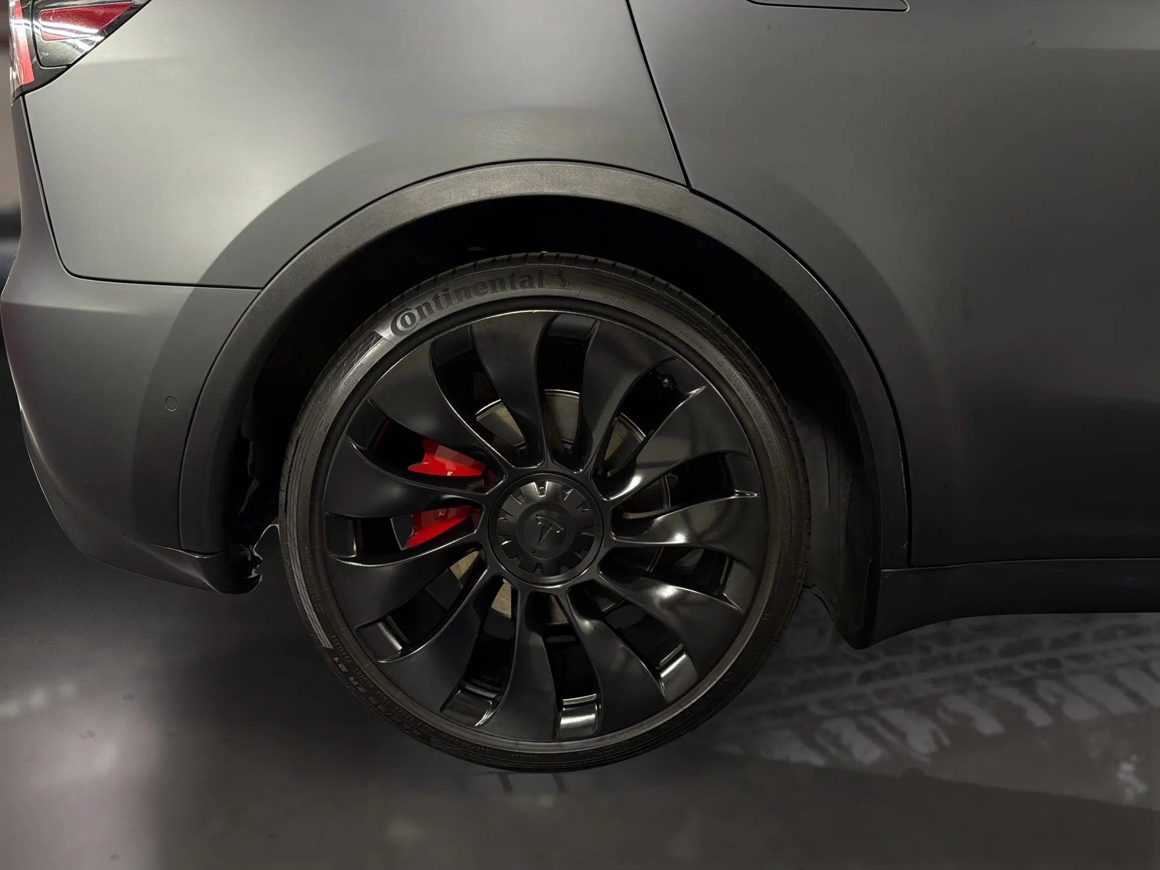 Used 2022 Tesla Model Y Performance image 22