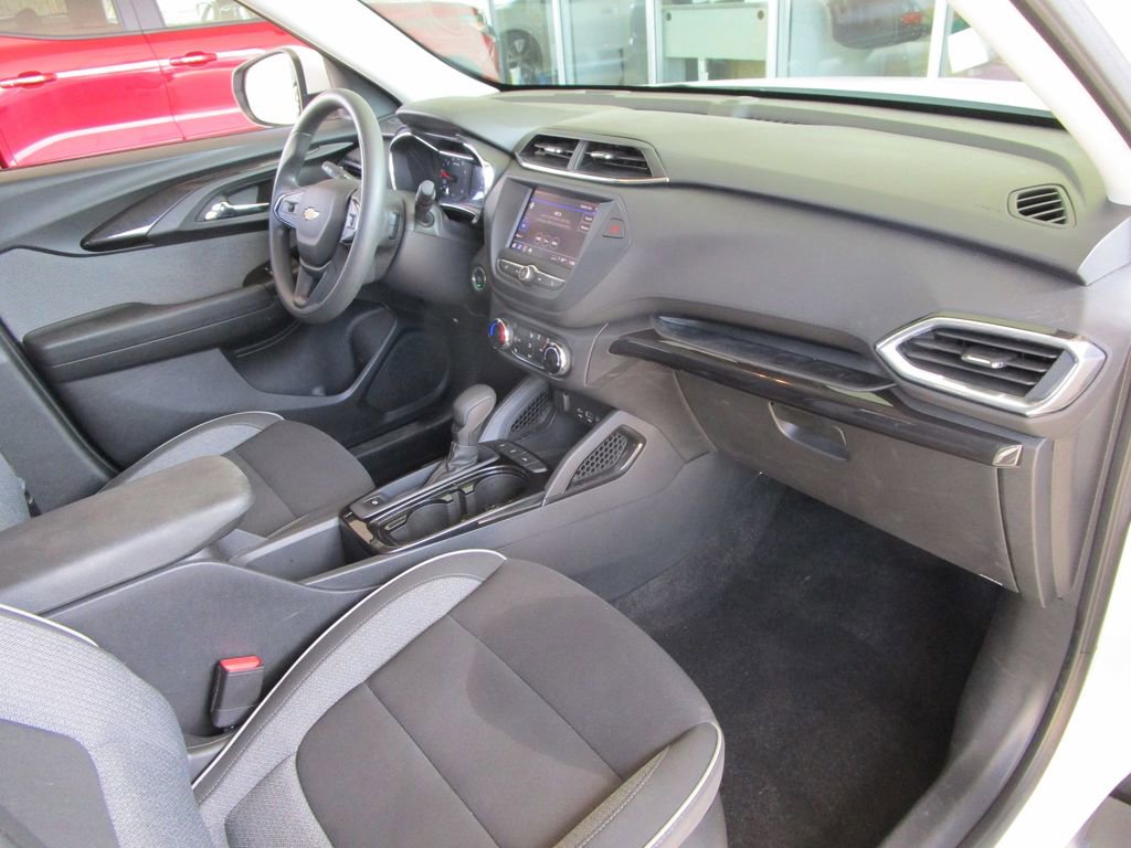 Used 2023 Chevrolet TrailBlazer LT image 22