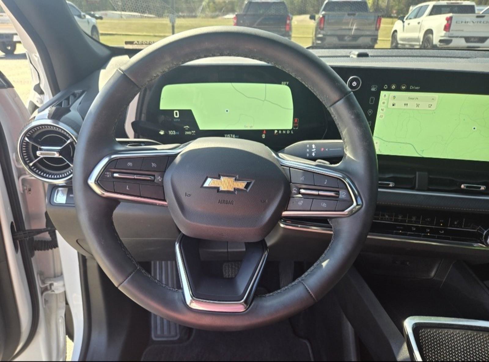 Used 2025 Chevrolet Equinox LT image 10