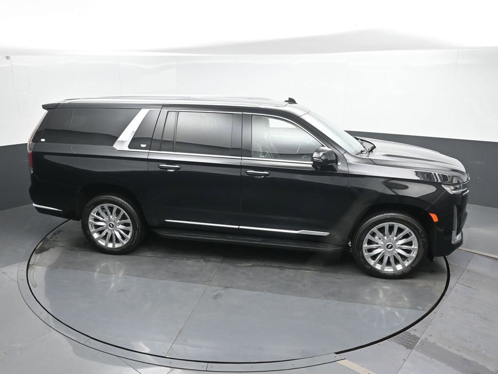 Used 2023 Cadillac Escalade ESV Premium Luxury image 39