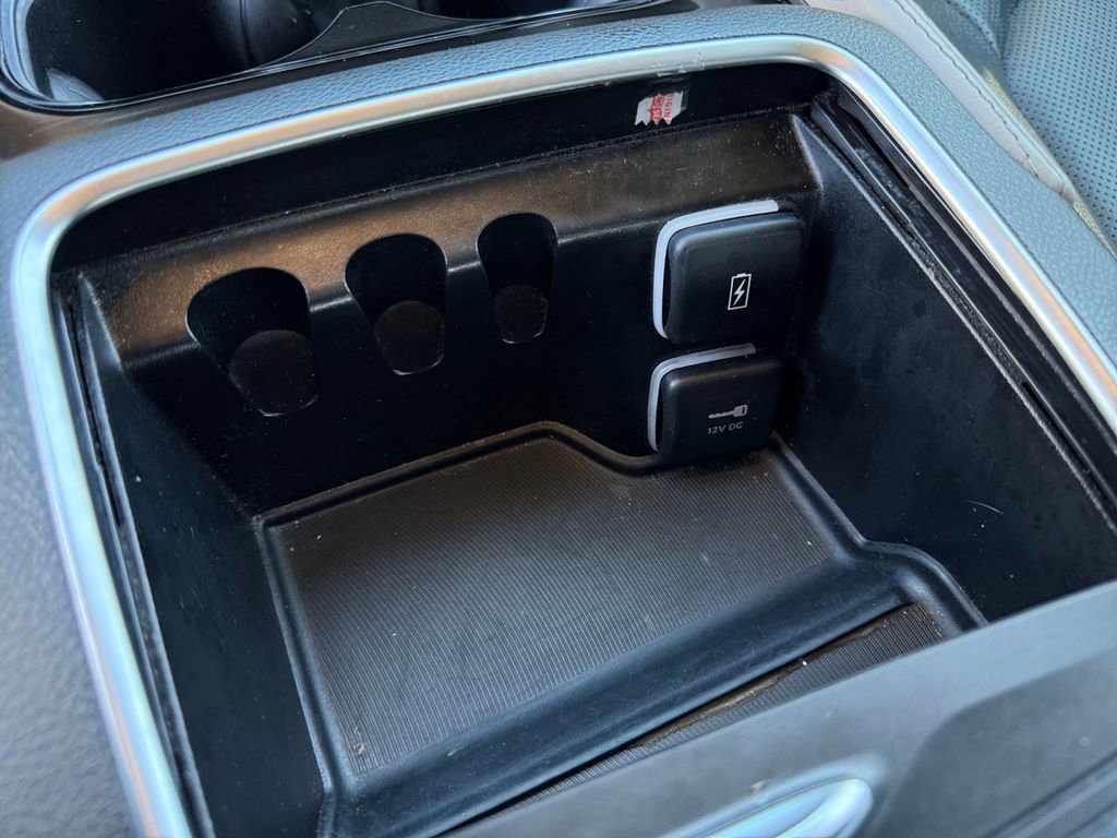 Certified 2023 Chrysler Pacifica Limited image 36