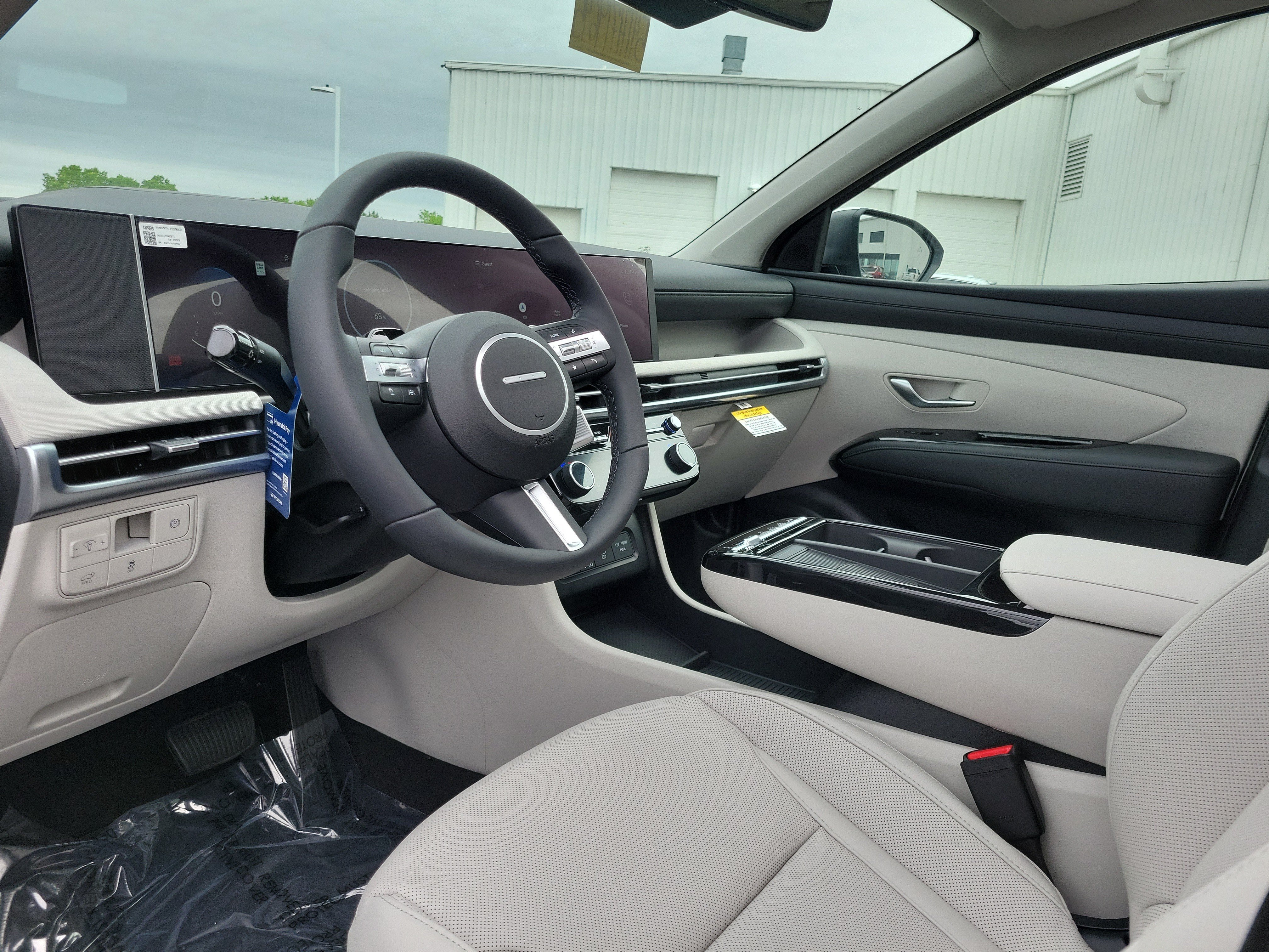 New 2026 Hyundai Tucson Limited AWD/4WD image 16