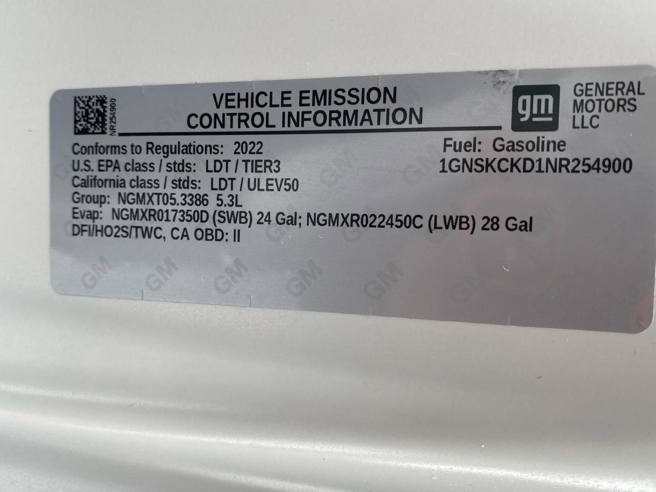 Used 2022 Chevrolet Suburban LT w/ Luxury Package image 40