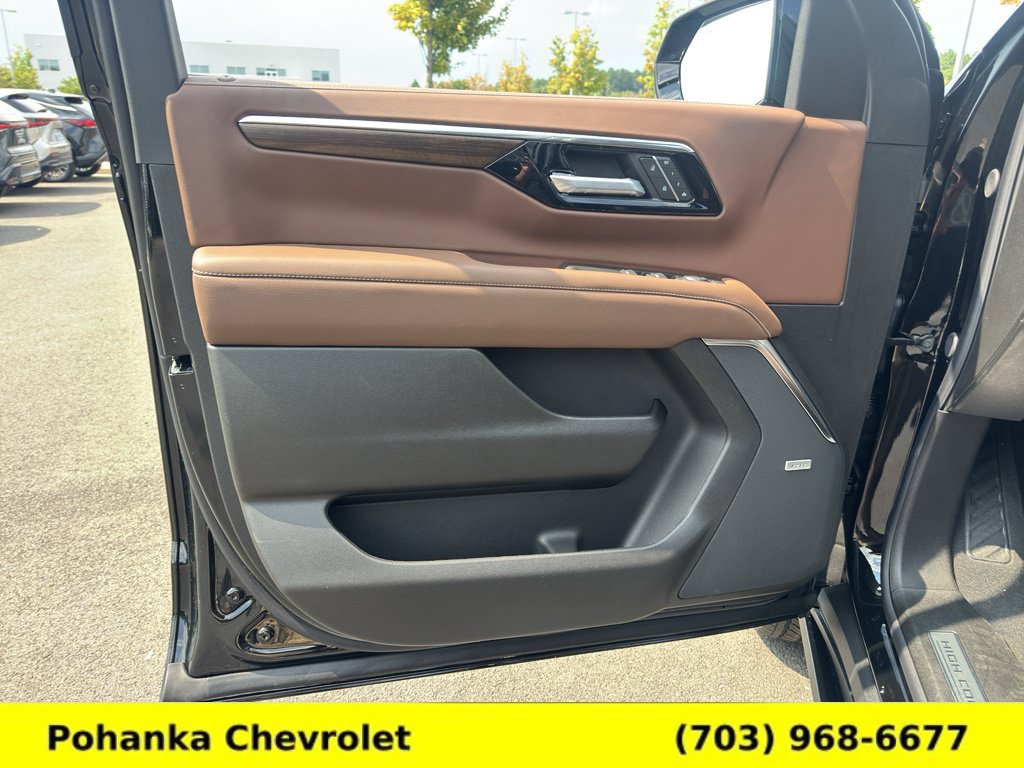 New 2026 Chevrolet Suburban High Country AWD/4WD image 24