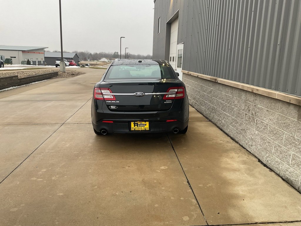 Used 2015 Ford Taurus SEL w/ Equipment Group 201A image 5