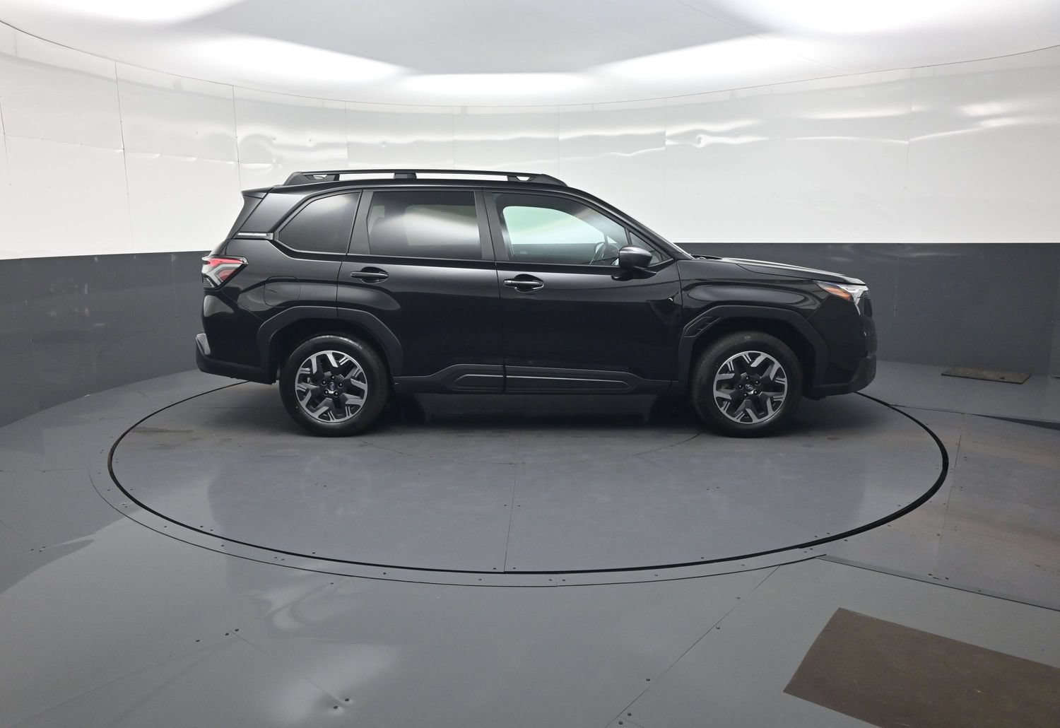 Certified 2026 Subaru Forester Premium AWD/4WD image 2