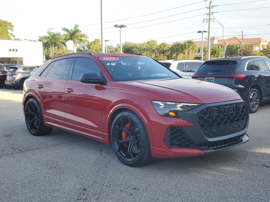 Certified 2025 Audi RS Q8 performance AWD/4WD image 2
