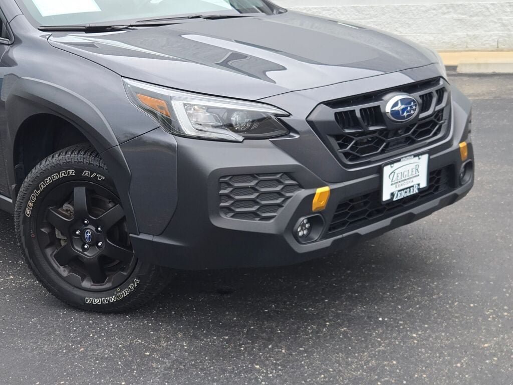 Used 2024 Subaru Outback Wilderness AWD/4WD image 2