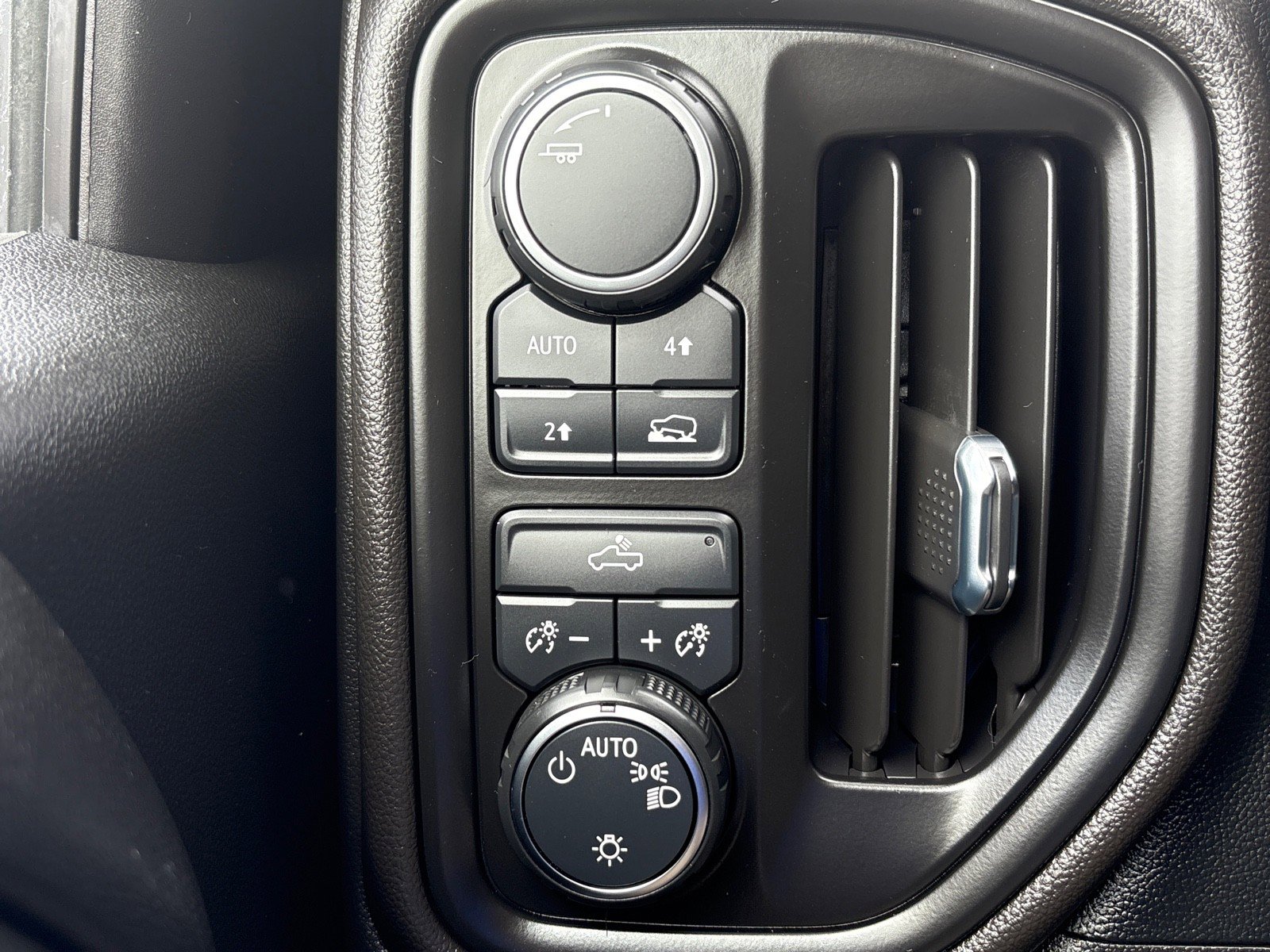 Used 2022 Chevrolet Silverado 1500 W/T w/ WT Value Package image 16