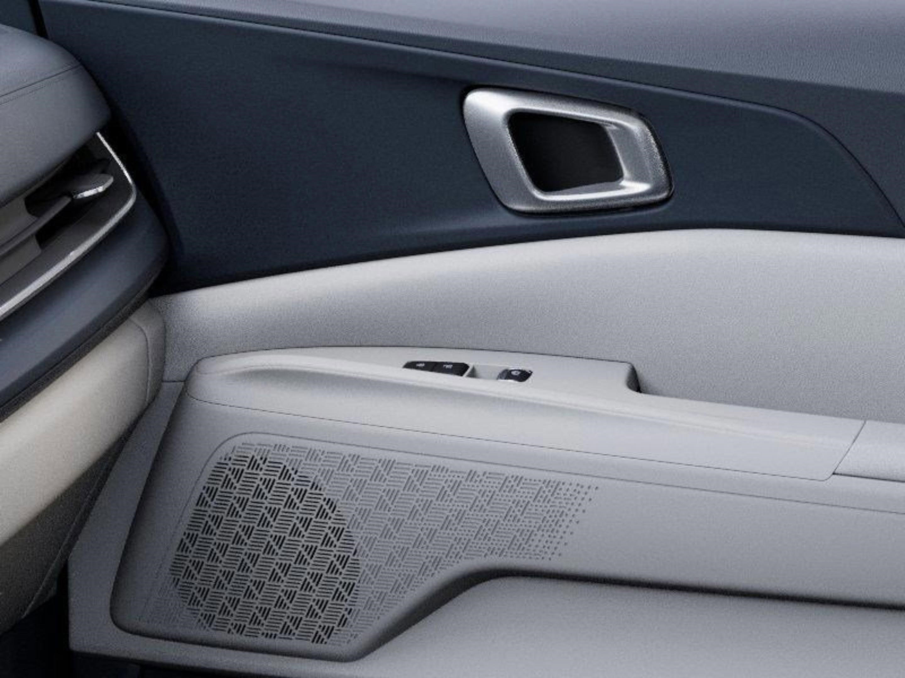 New 2026 Kia Carnival EX image 25