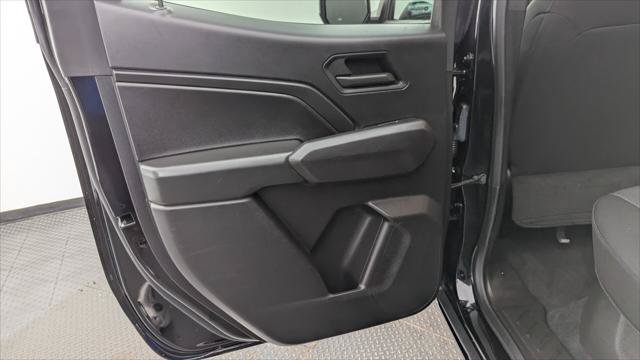 Used 2024 Chevrolet Colorado W/T RWD image 16