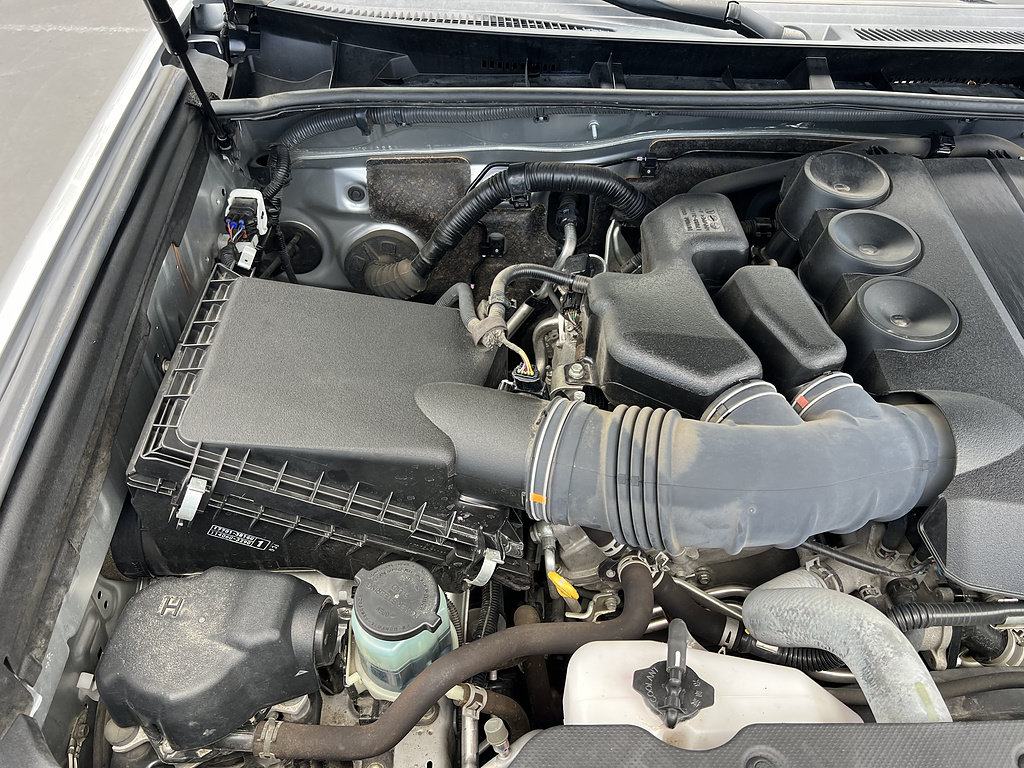 Used 2019 Toyota 4Runner Limited AWD/4WD image 40