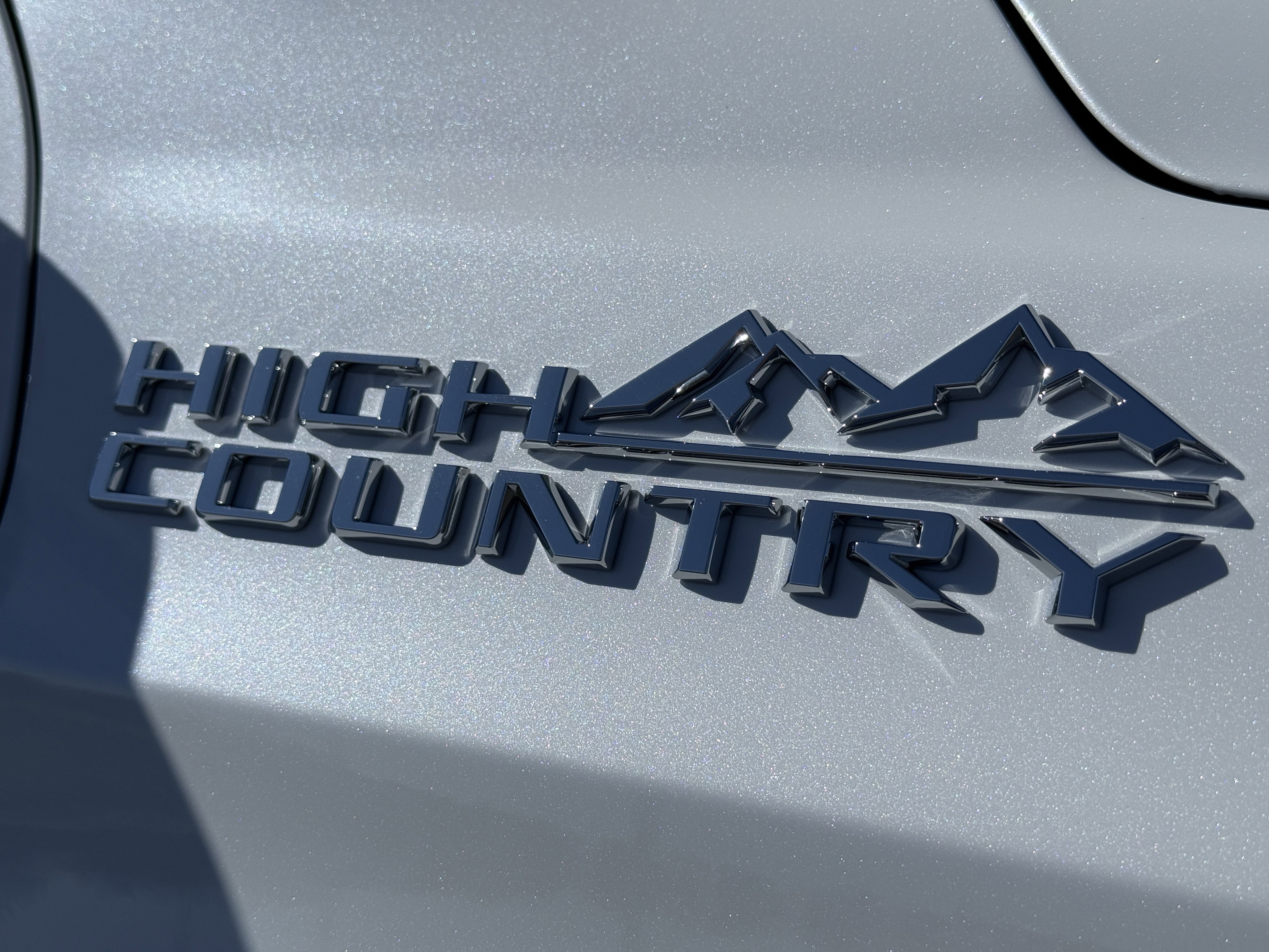 New 2026 Chevrolet Suburban High Country image 10