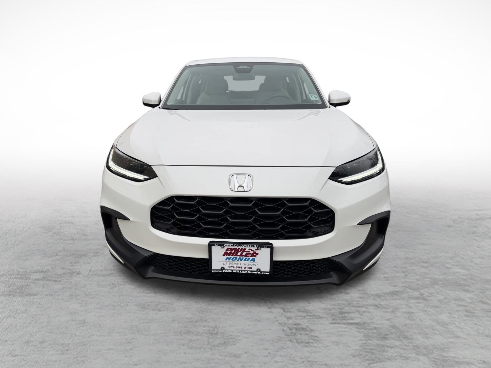 Used 2025 Honda HR-V LX image 2