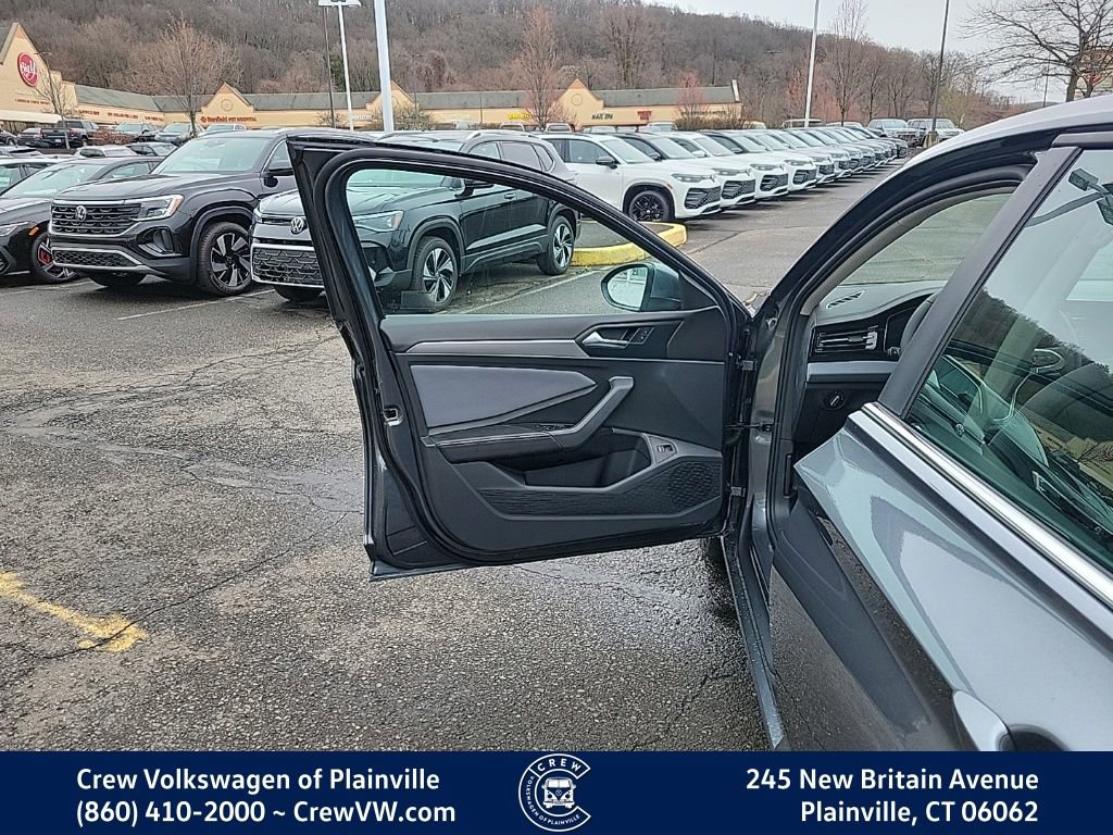 New 2026 Volkswagen Jetta SE image 37