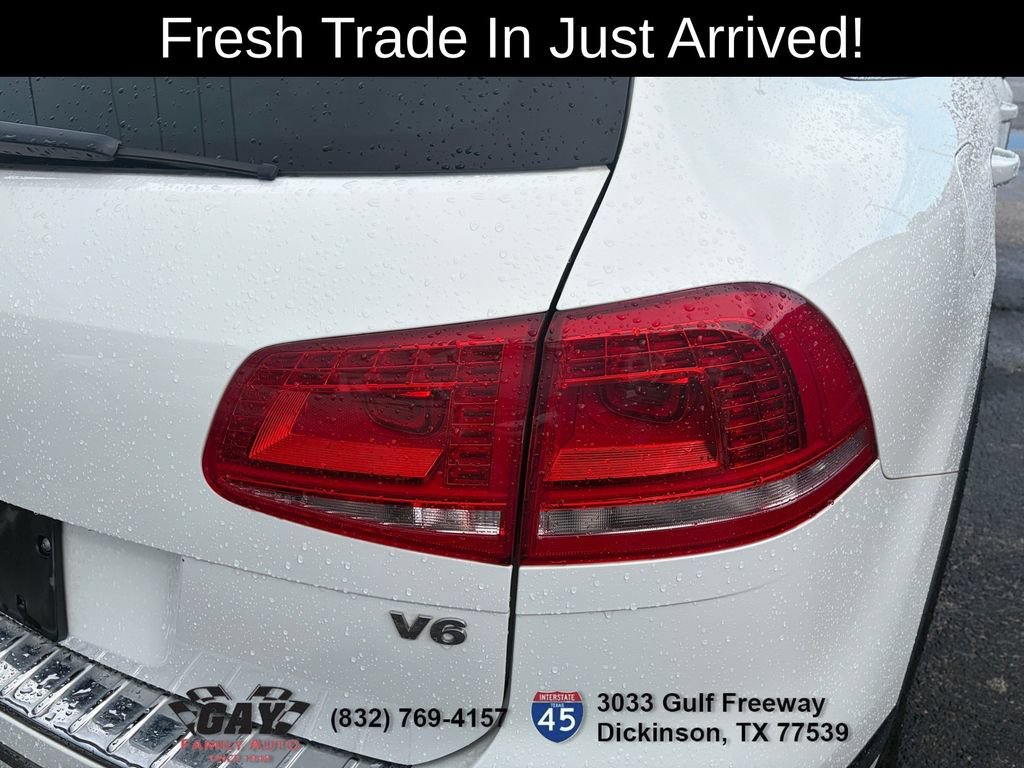 Used 2017 Volkswagen Touareg Wolfsburg Edition AWD/4WD image 10