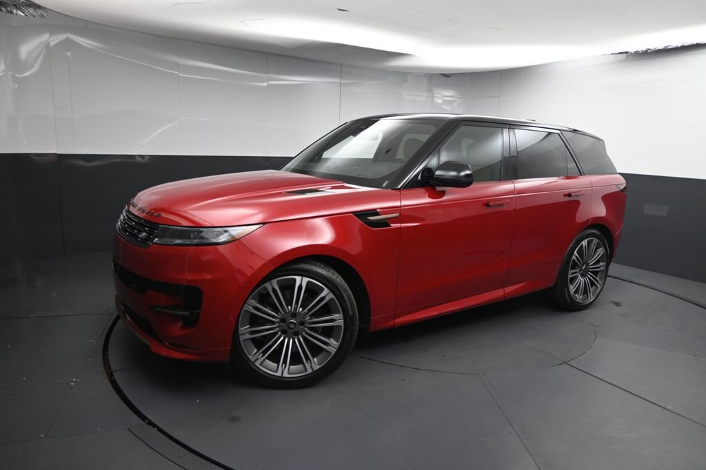 Used 2025 Land Rover Range Rover Sport Dynamic SE AWD/4WD image 4