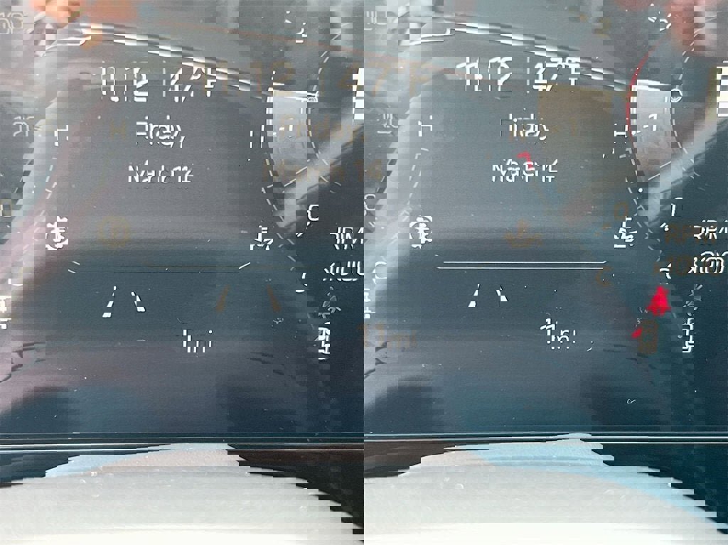 New 2025 GMC Yukon XL Denali w/ Sun & Power Step Package image 12