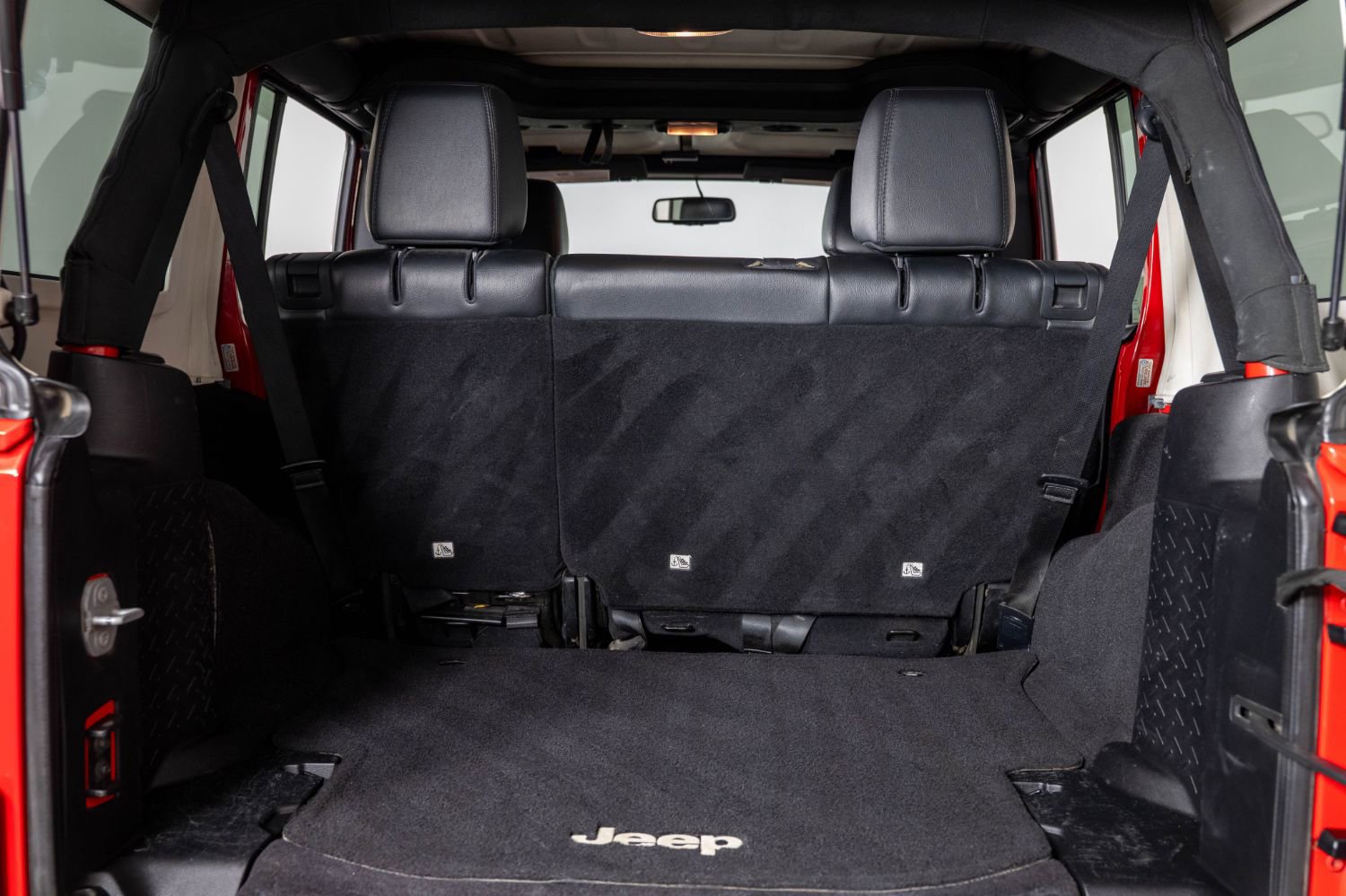 Used 2015 Jeep Wrangler Sahara image 20