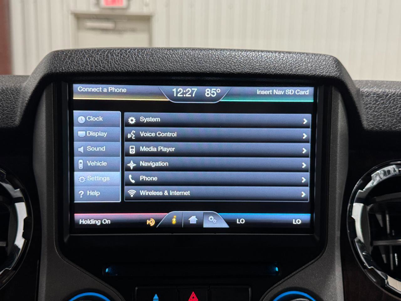 Used 2016 Ford F450 Platinum w/ FX4 Off Road Package AWD/4WD image 38